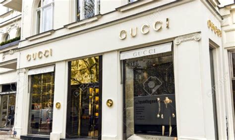 gucci lavora con noi 2019|gucci sales assistant.